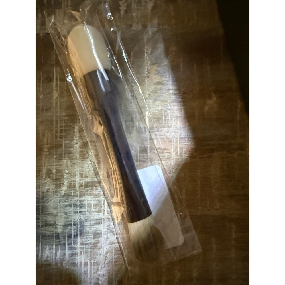 Estee Lauder Double Ended Dual Foundation Brush + sponge Sealed in Package